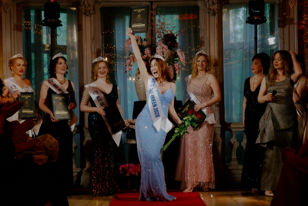 THE AGE OF THE QUEEN: ТРИ ДНЯ, КОТОРЫЕ СТАЛИ СОСТОЯНИЕ 9